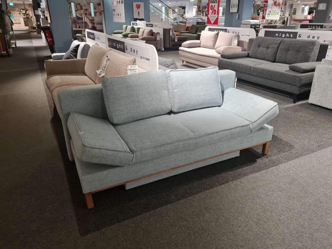 moderne Funktionsliege