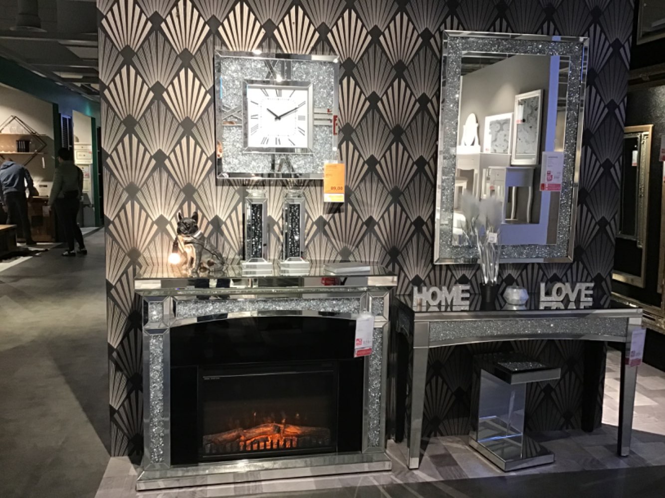 XXXLutz Ausstellungsstück Möbel Wanduhr Tom Spiegelglas