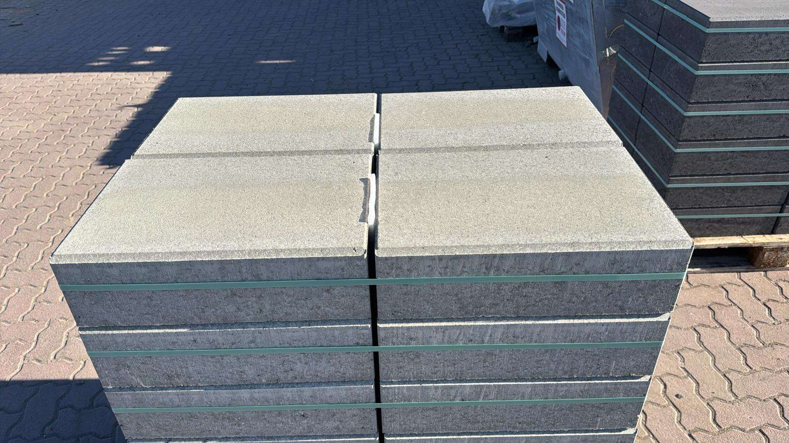 La Tierra Stufen grau 50x34x15 cm (2.Wahl)