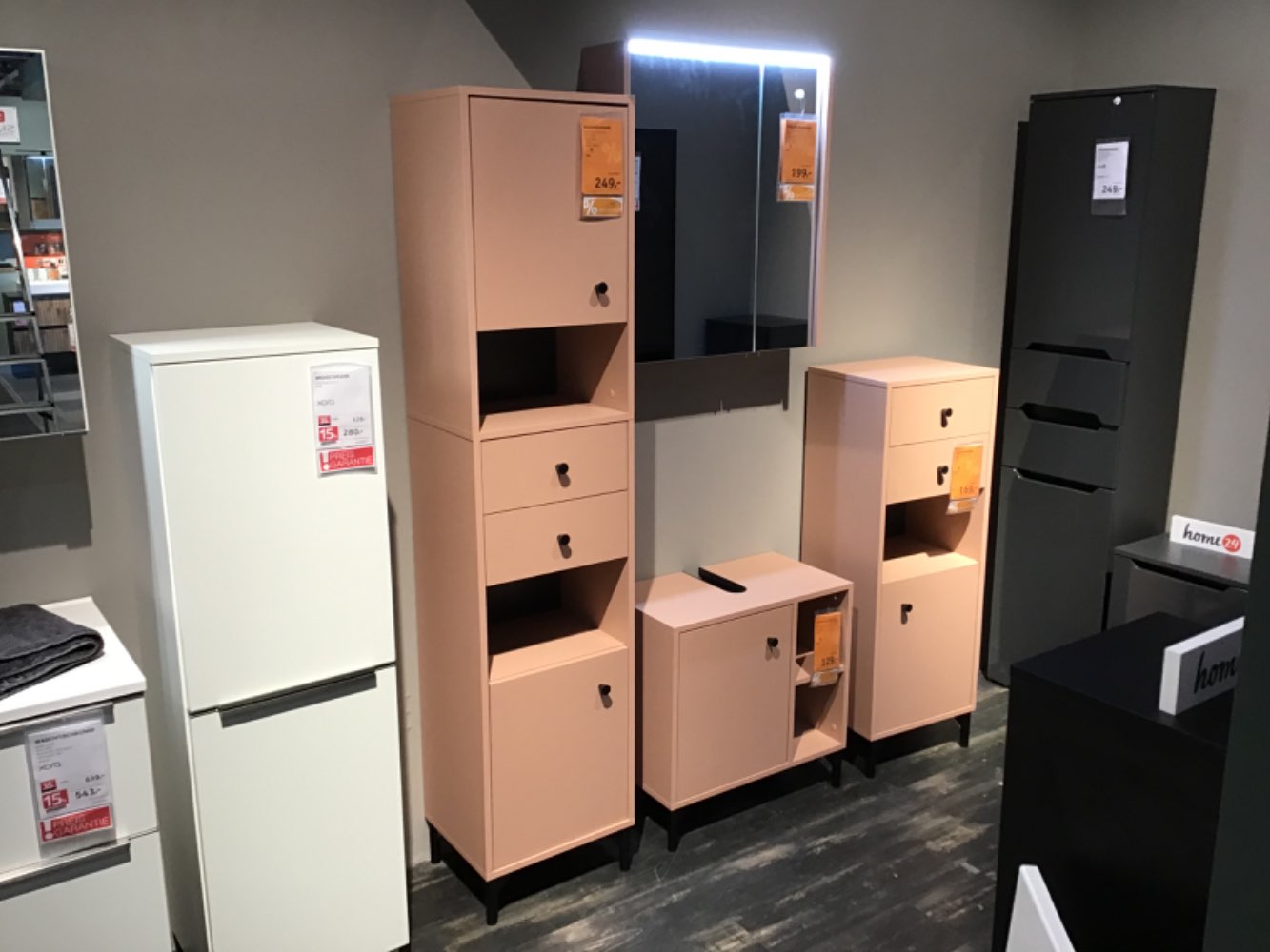 XXXLutz Ausstellungsstück Möbel Waschtischunterschrank Smash rosa