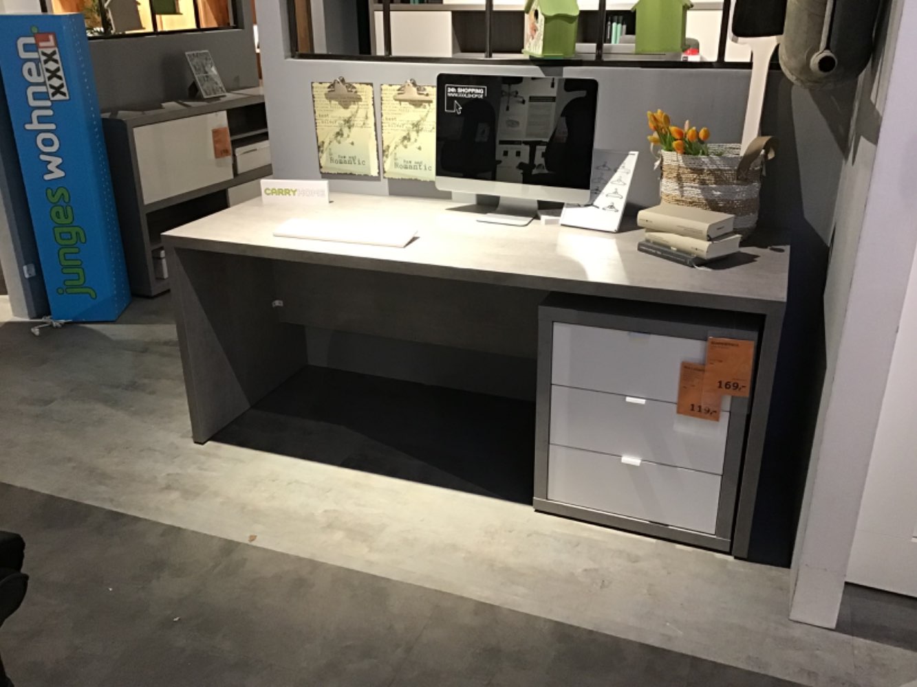 XXXLutz Ausstellungsstück Möbel Schreibtisch Practico Betonoptik