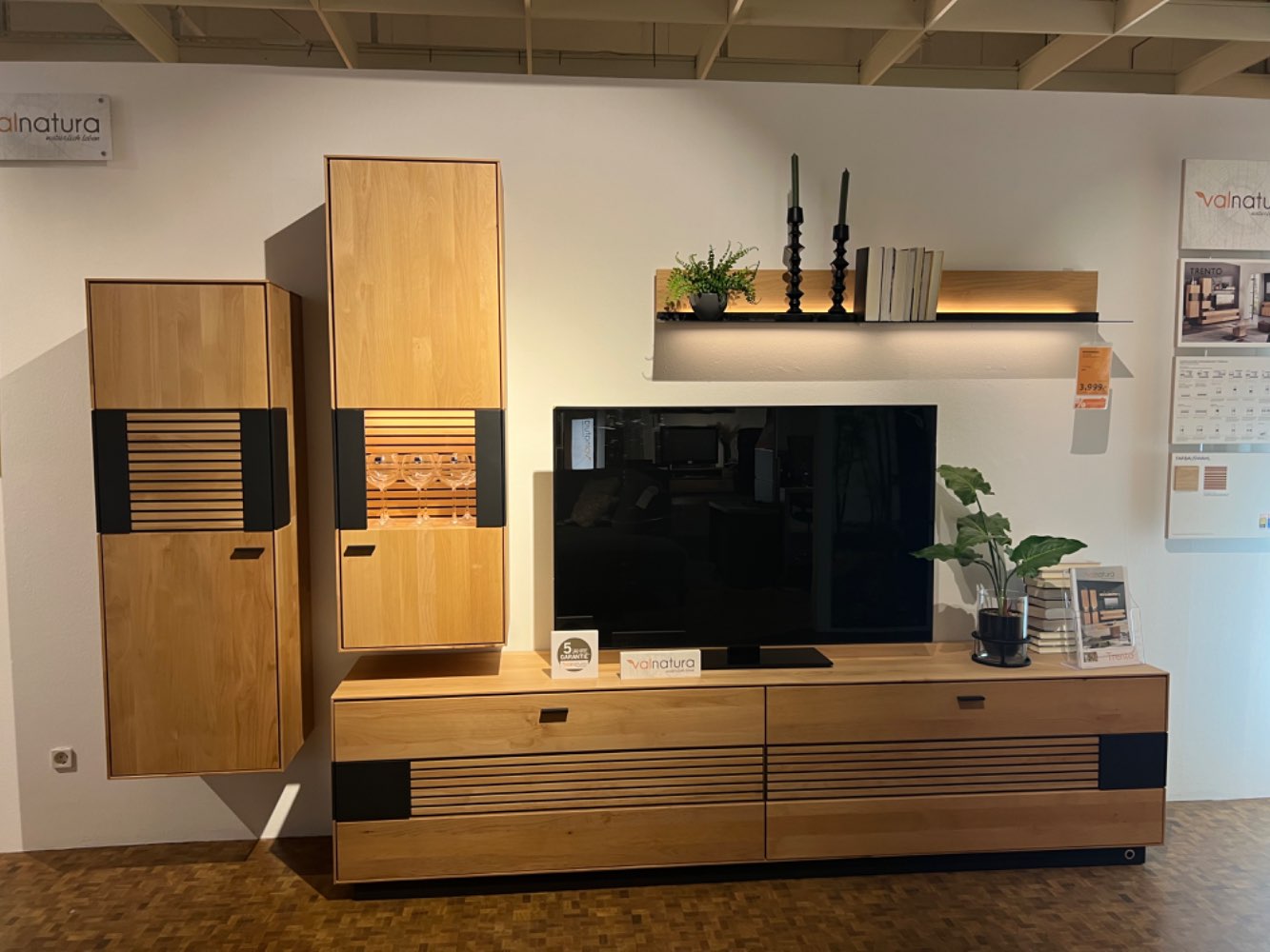 WOHNWAND WÖSTMANN ERLE MASSIV XXXLUTZ NEUBRANDENBURG