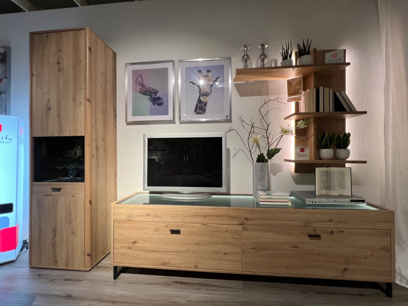 WOHNWAND ARTISAN EICHE NACHBILDUNG XLUTZ NEUBRANDENBURG