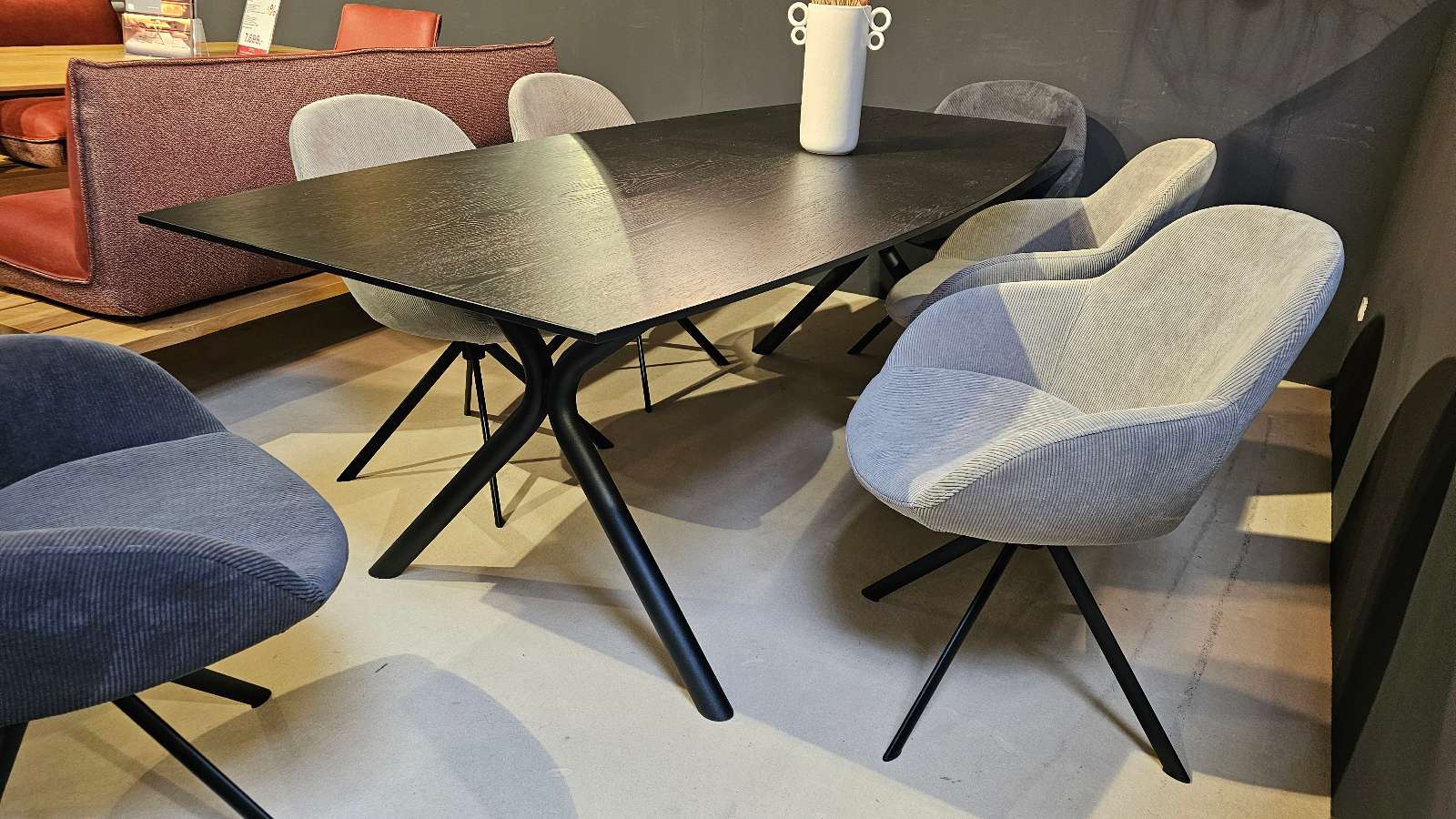 Esstisch DACAPO von der Firma Niehoff