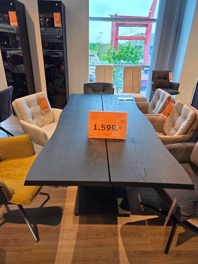 Esstisch Johann Jakob