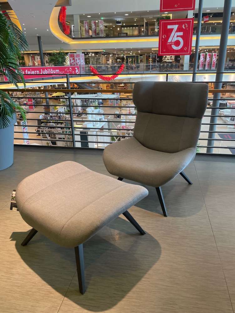 Ohrensessel mit Hocker Elen (SW)