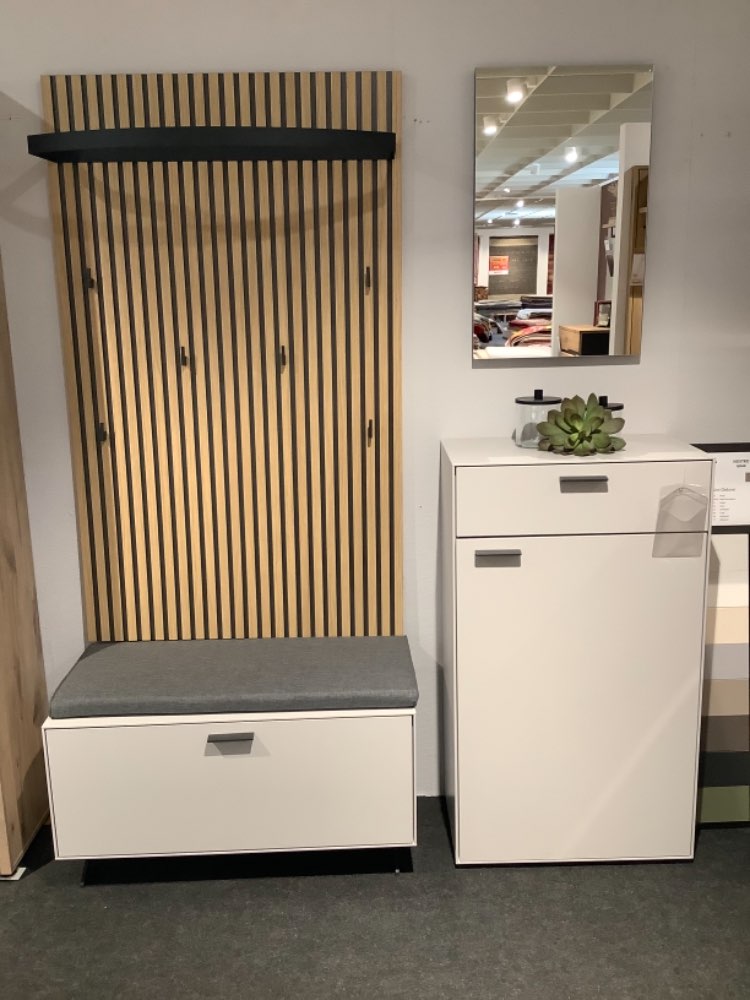 Garderobenkombination