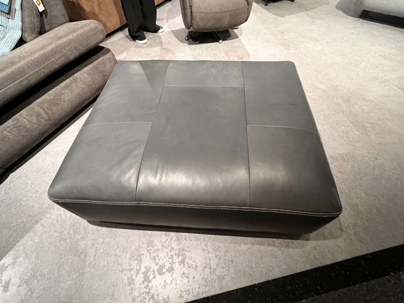 Zwischenhocker medium