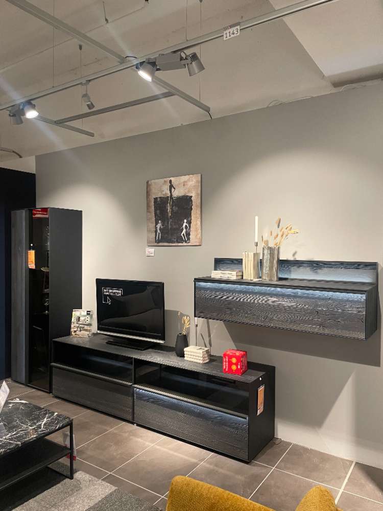 Wohnwand Johann Jakob „Lenya“