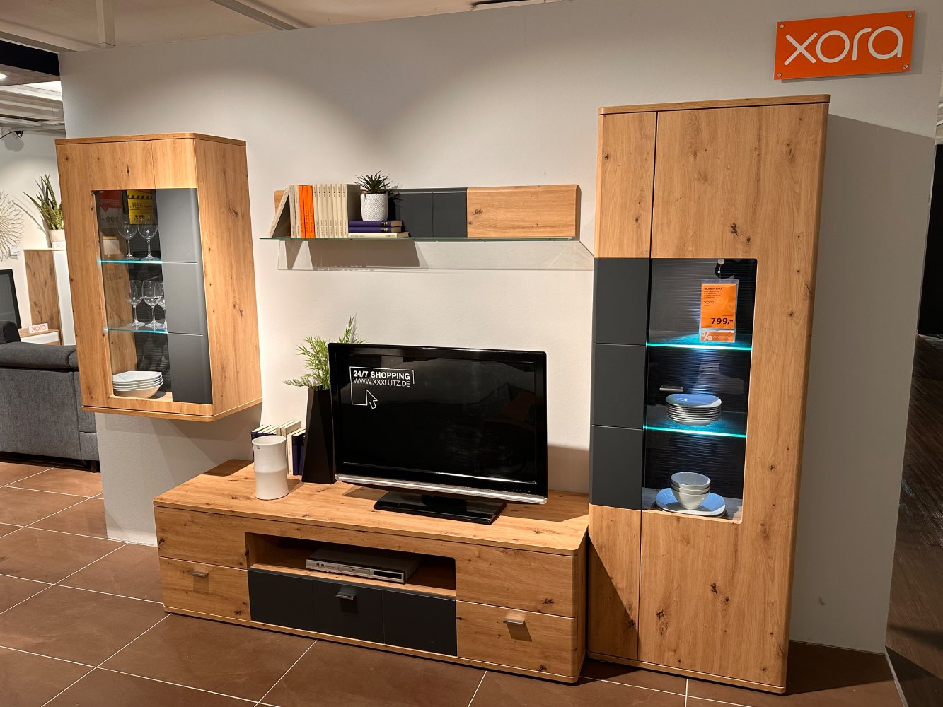 Wohnwand Anais, Xora, XXXLUTZ, Möbel