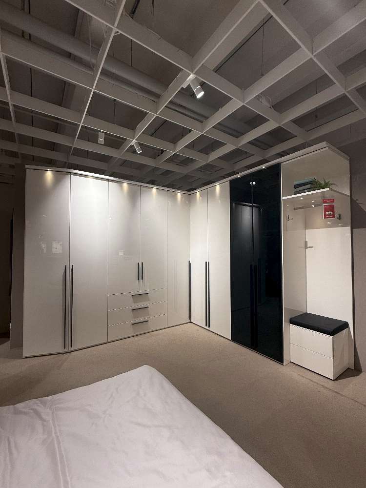 Eckschrank