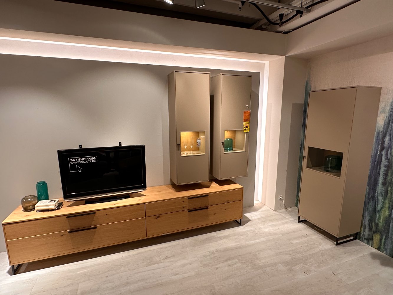 Wohnwand Kara Frame, Musterring, XXXLUTZ, Möbel