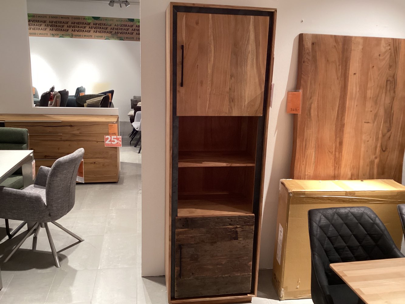 Vitrine Pumbaa, XXXLutz, Möbel