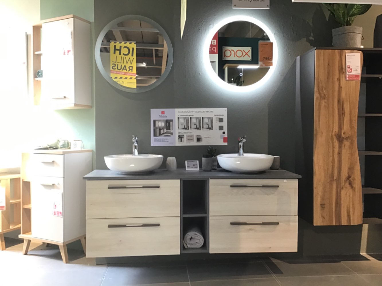 XXXLutz Ausstellungsstück Möbel Badezimmer Maxim Sandeiche grau