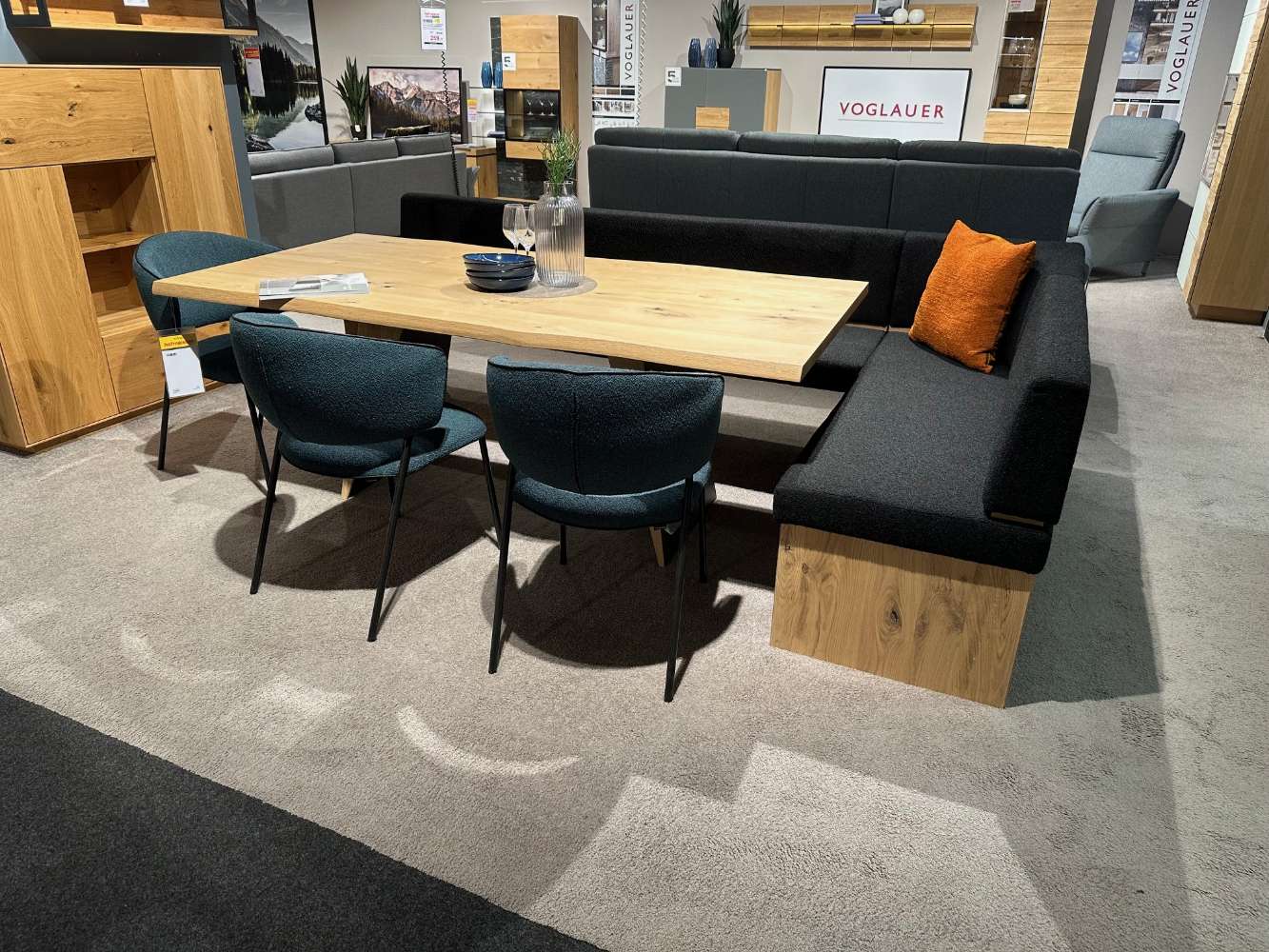 Esszimmer Bank Stühle Esstisch