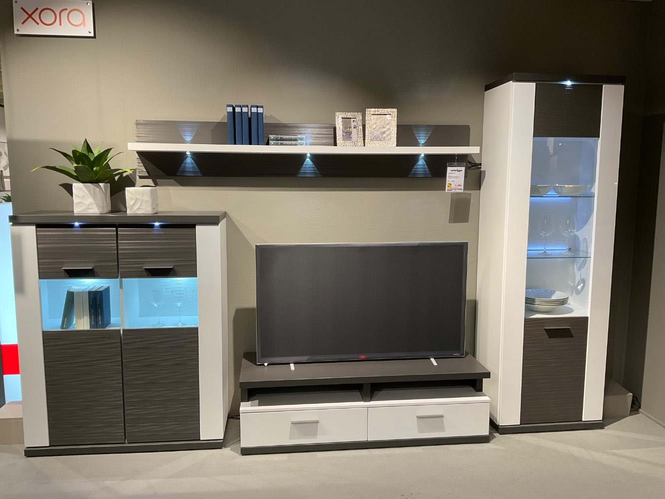 Anbauwand Wandkombination