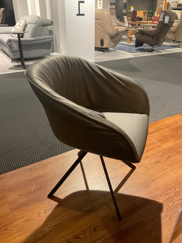 Armlehnstuhl Hartmann