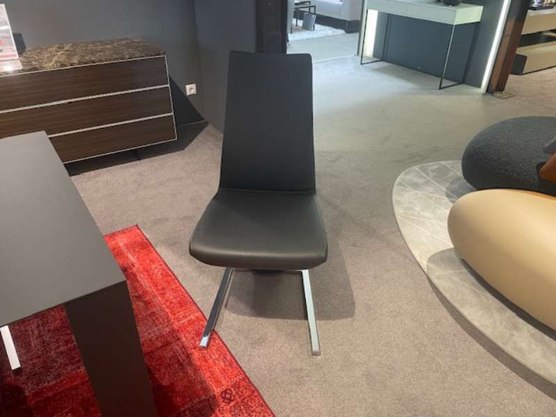 7800 Freischwinger von Rolf Benz