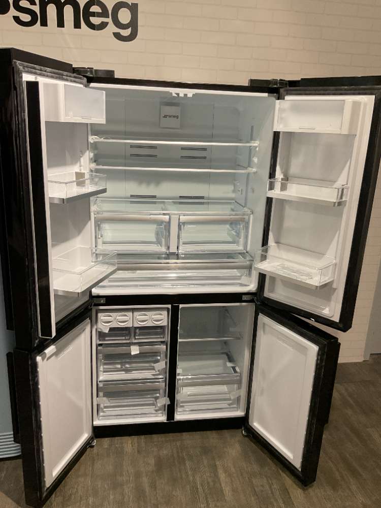 Standkühlschrank SMEG FQ60NDE