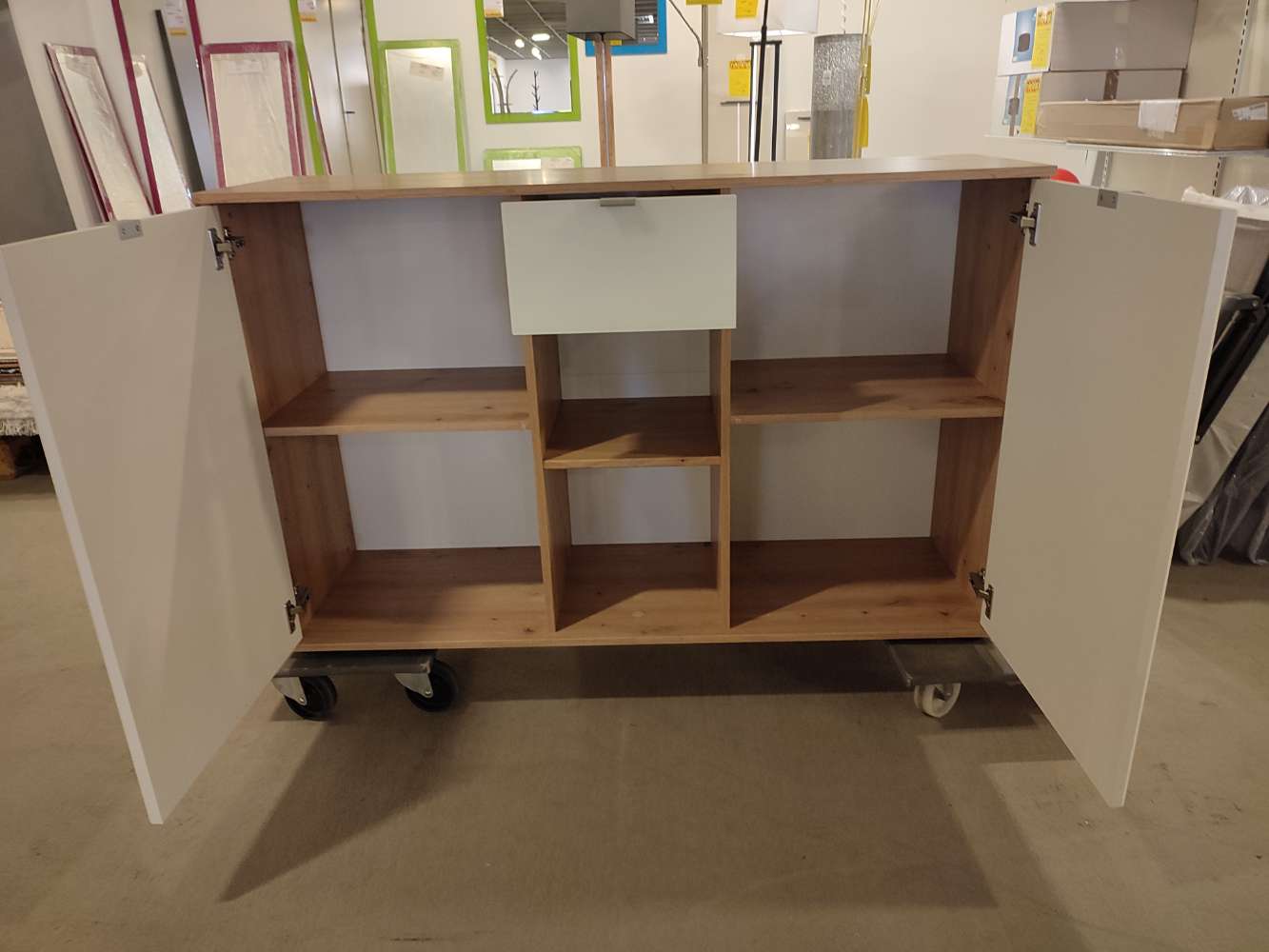 Sideboard