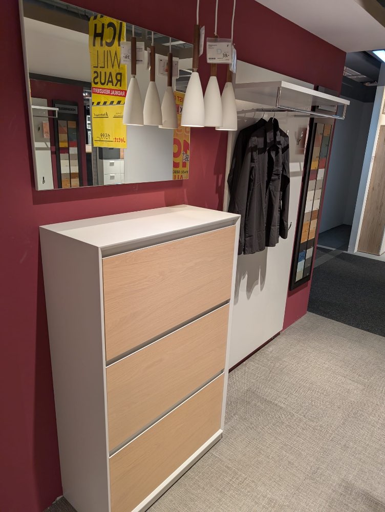 Garderobe Sudbrock