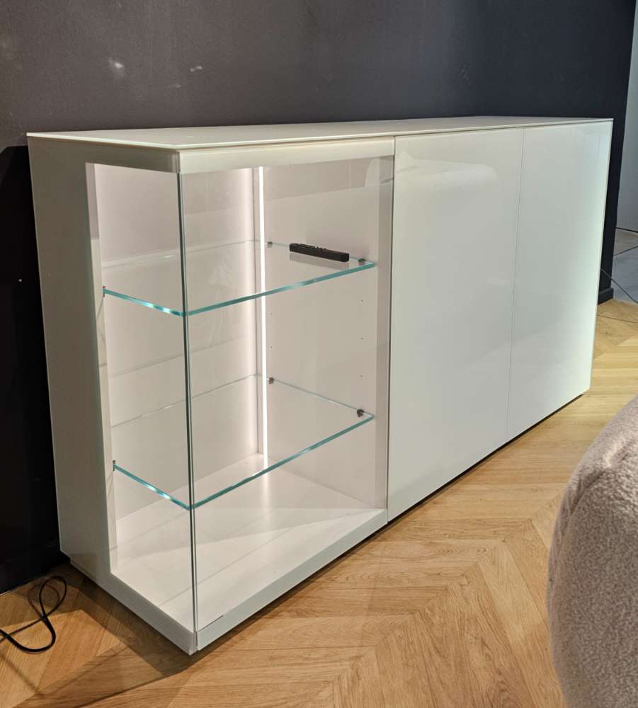 Möbel, Kettnaker Sideboard Soma in Farbglas weiß