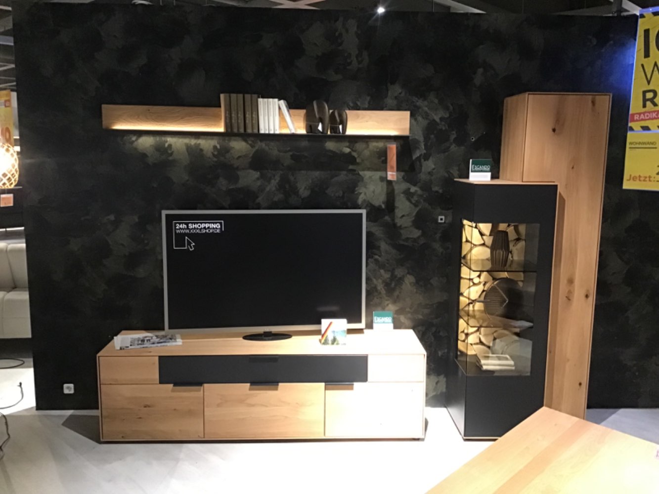 XXXLutz Ausstellungsstück Möbel Wohnwand Capro Wildeiche