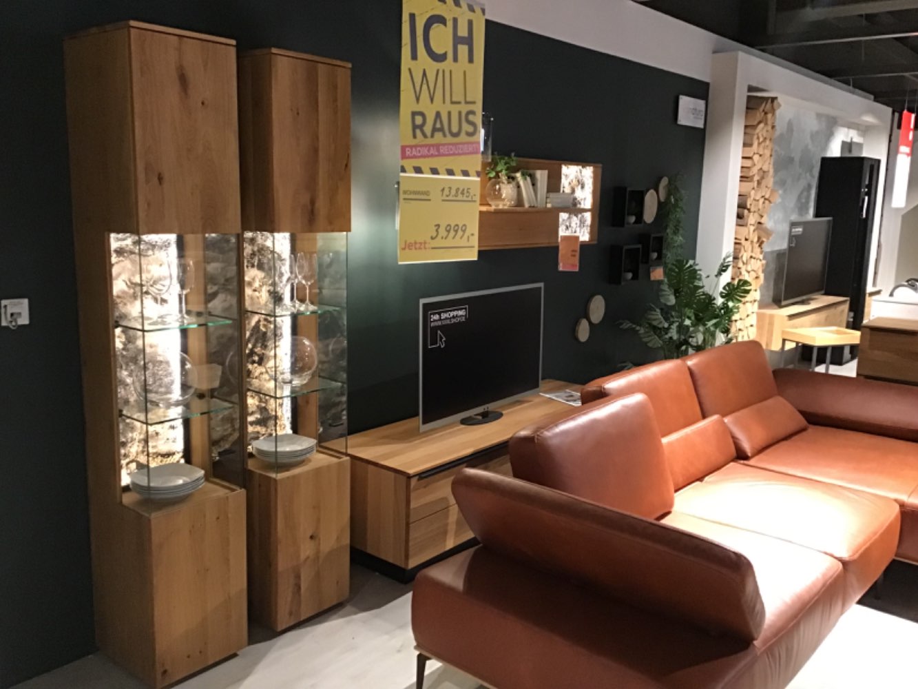 XXXLutz Ausstellungsstück Möbel Wohnwand Montero Asteiche massiv
