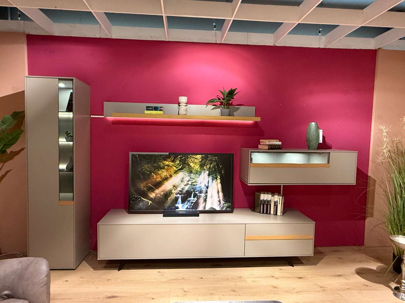 Gwinner Wohnwand in Lack grau mit Eicheakzent inkl Beleuchtung