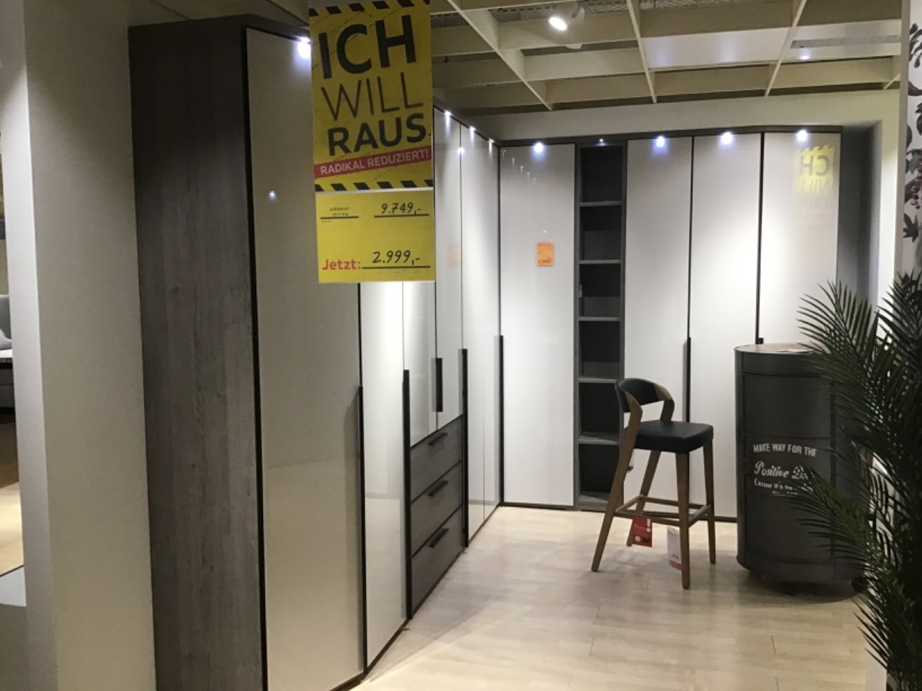Eckschrank XXXLUTZ Wassertrüdingen