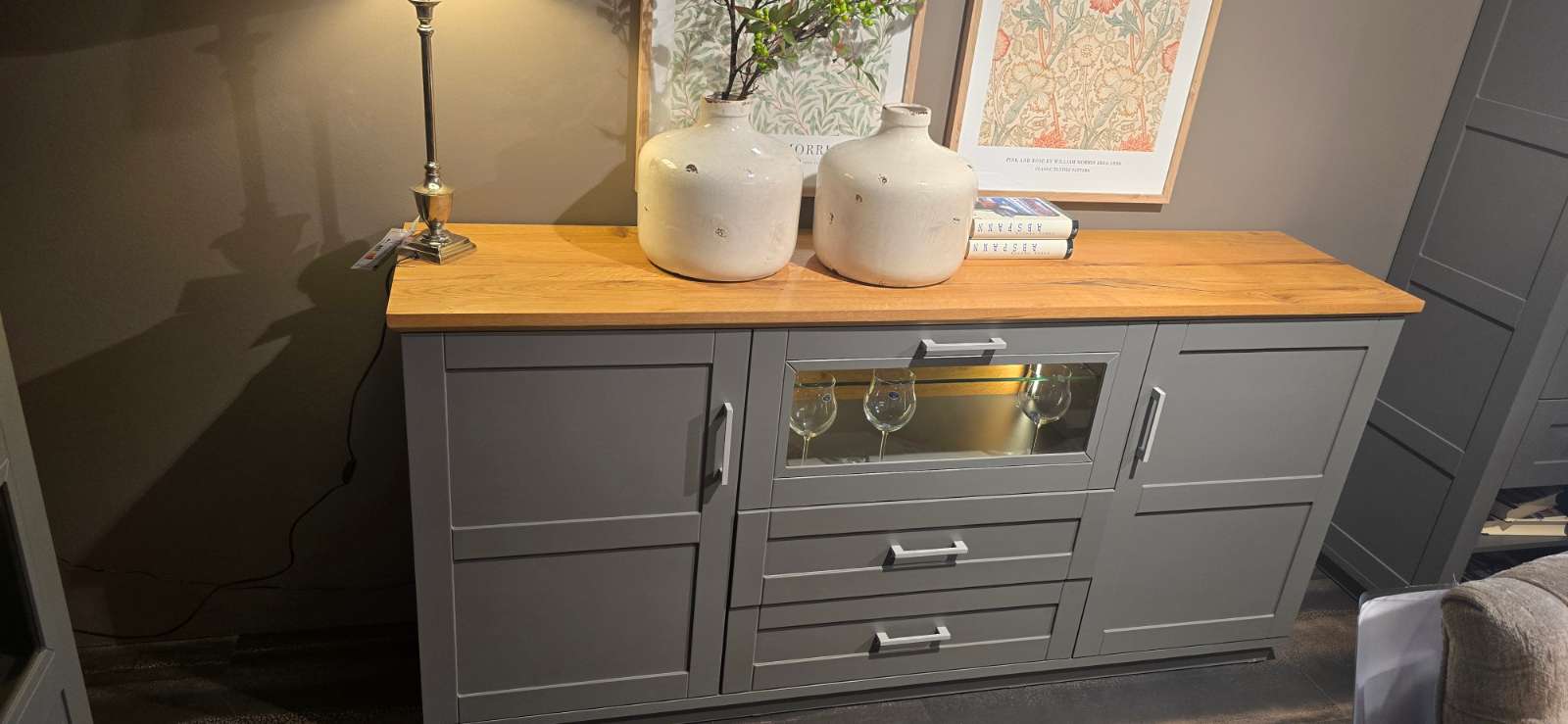 Sideboard