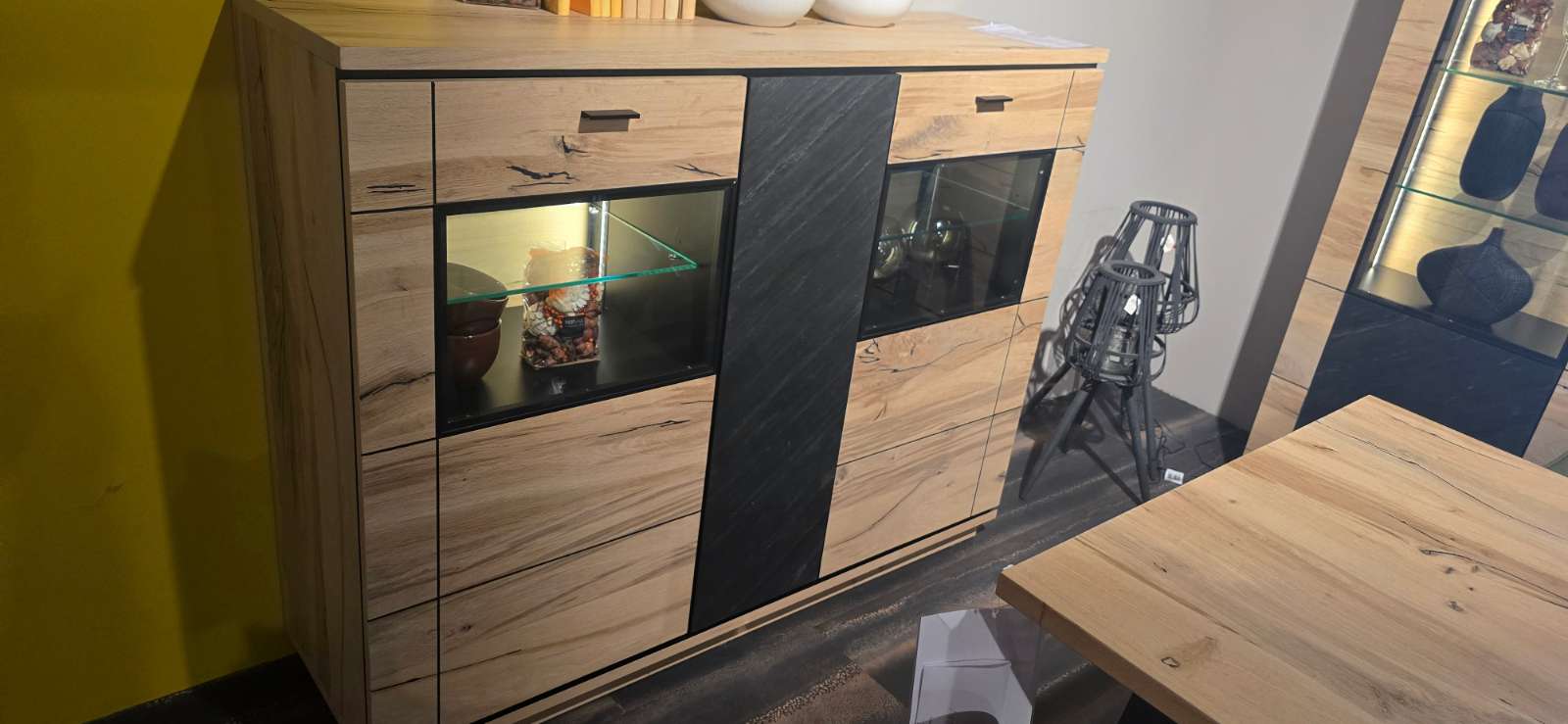 Highboard