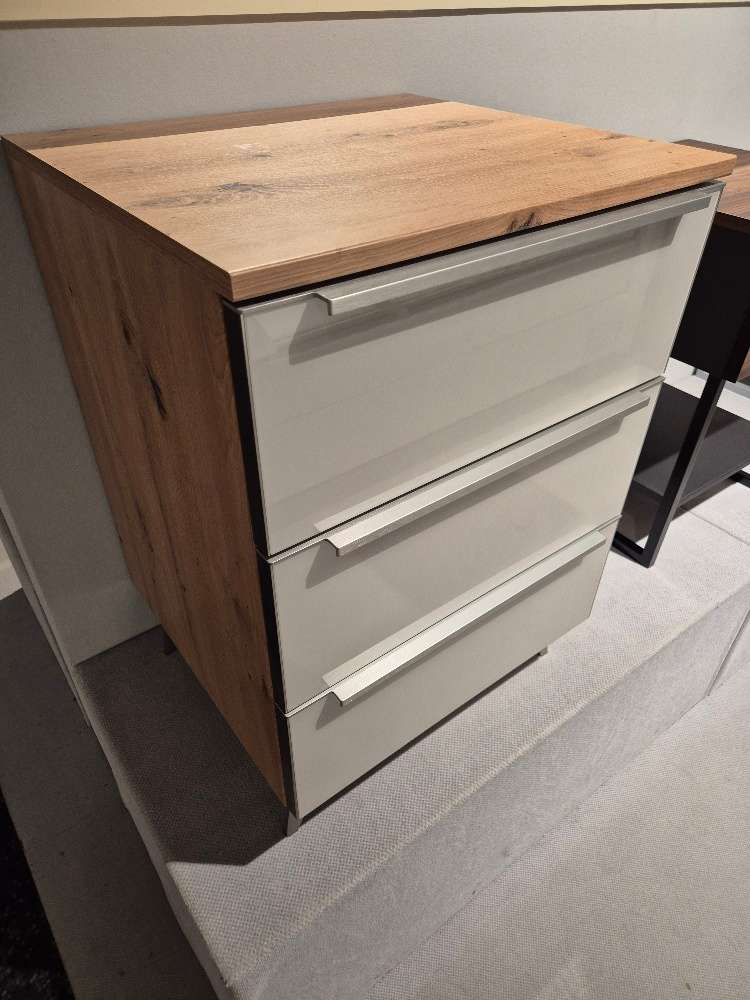 Nachtschrank
