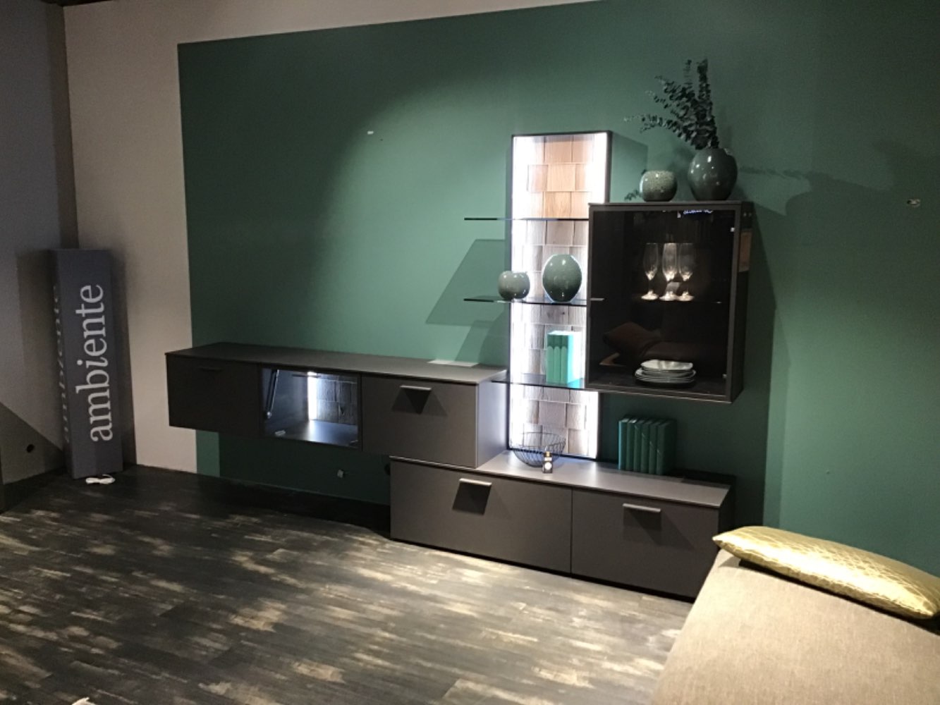 XXXLutz Ausstellungsstück Möbel Wohnwand Teja Lack grau