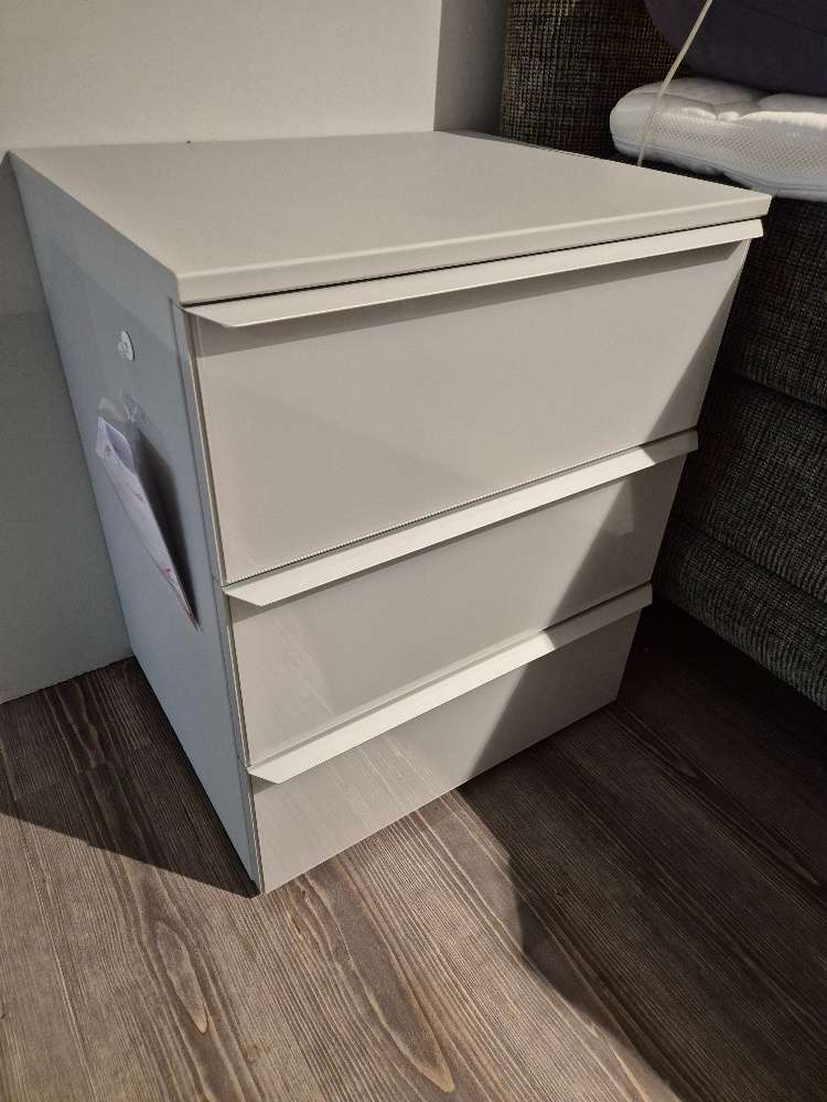 Nachtschrank