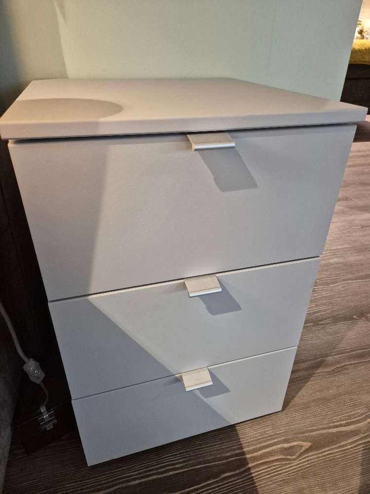 Nachtschrank