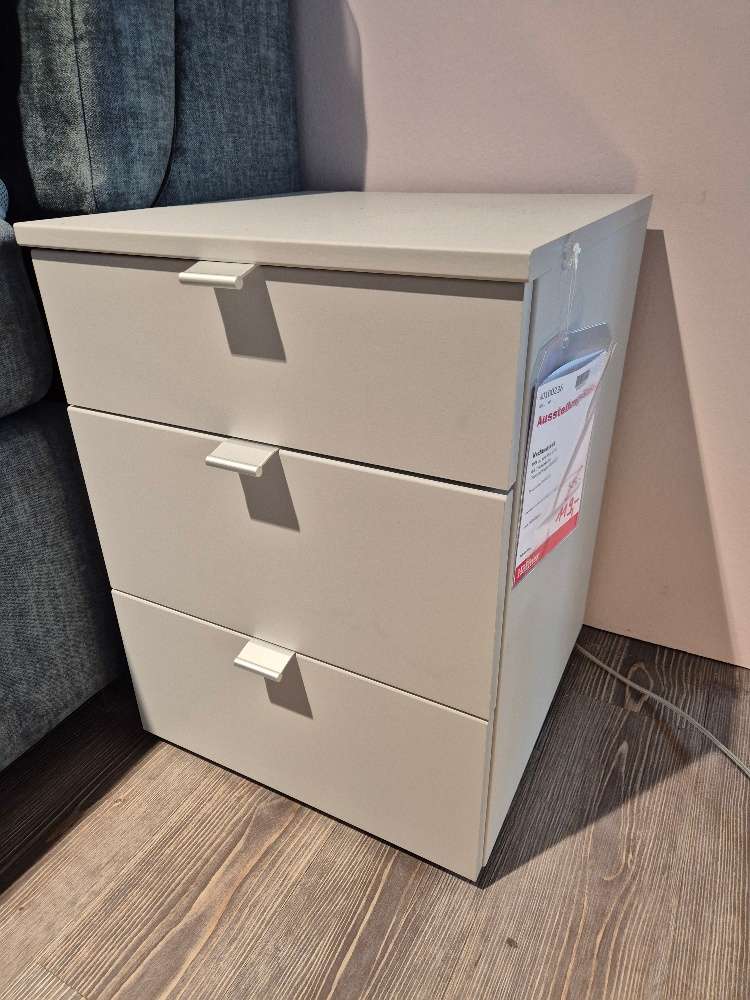 Nachtschrank