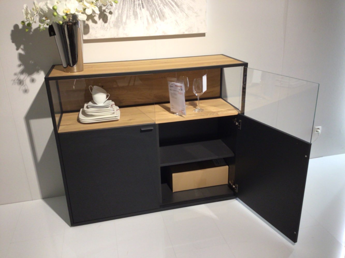 Sideboard