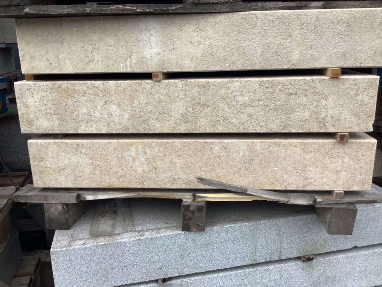 Blockstufen, Kalkstein, cremebeige, 15x35x100cm
