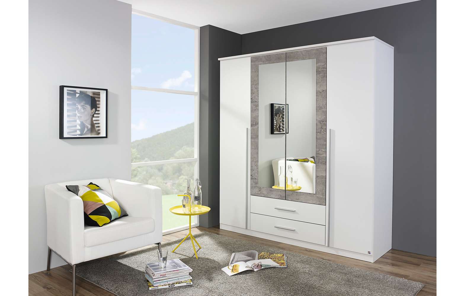 Drehtürenschrank von Rauch