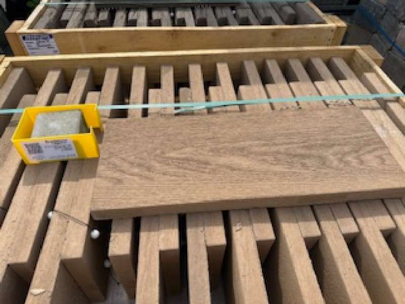 Bradstone Logplank 61,2×24,7×3,5 cm hellbraun (2.Wahl) Stückpreis