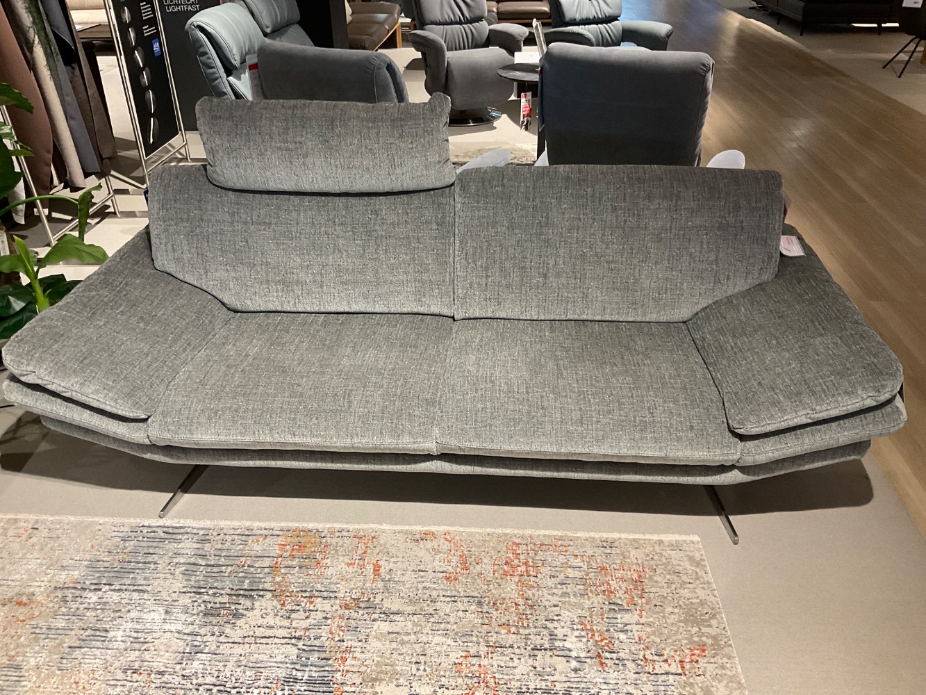 Himolla Sofa 2,5 Sitzer Mondo Araca in  Stoff granit