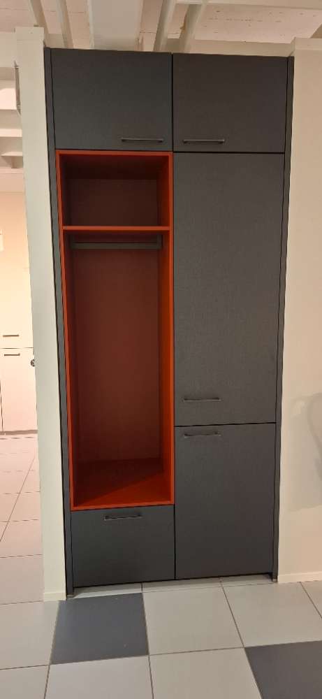 Garderobe aus Küchen Möbeln