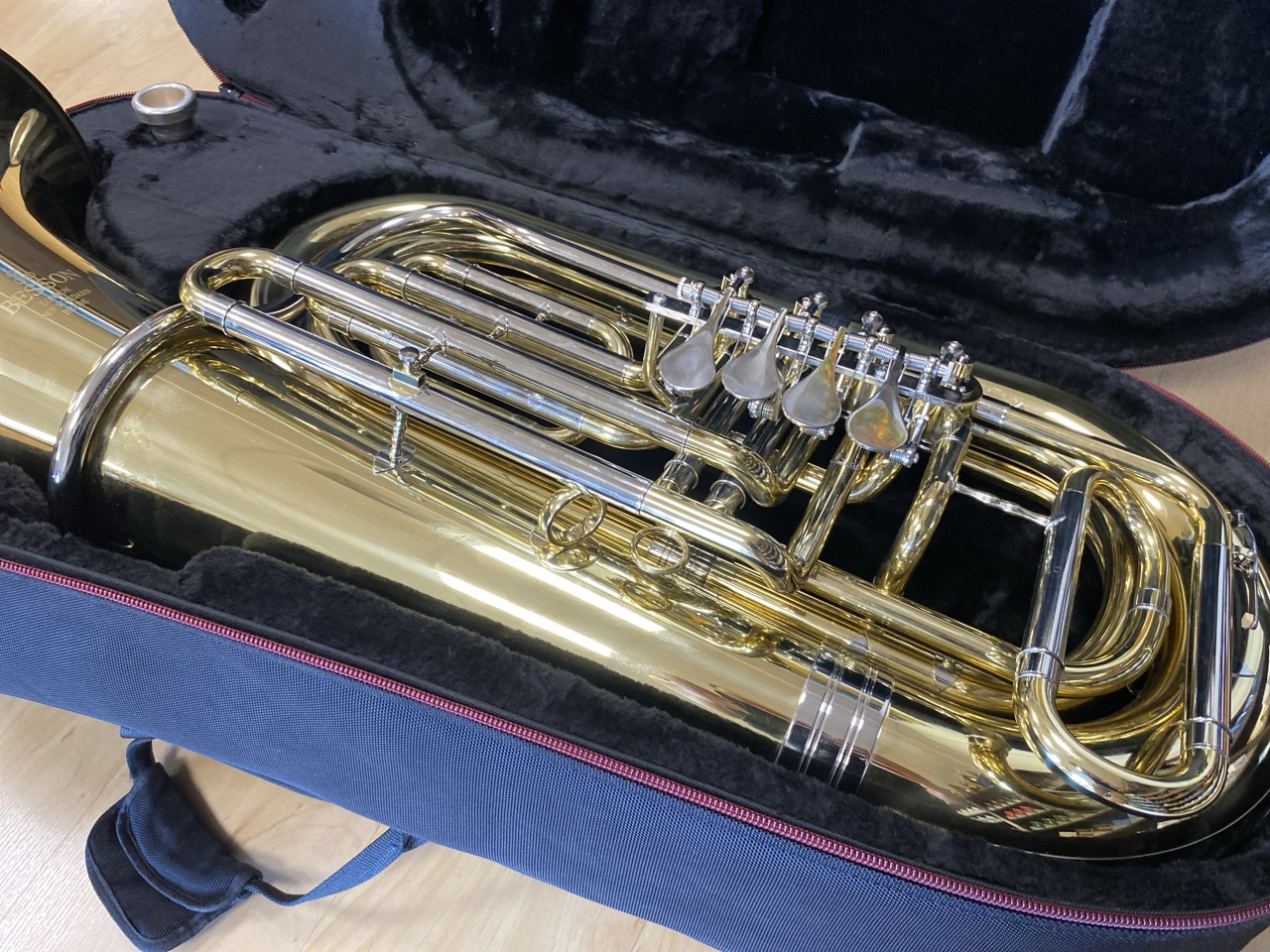 Tuba Besson