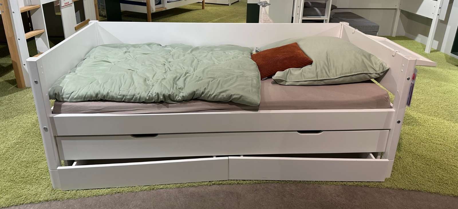 Kinderbett white Holzfaserplatte, Pfosten Kiefer ⚡️Sparpreis⚡️