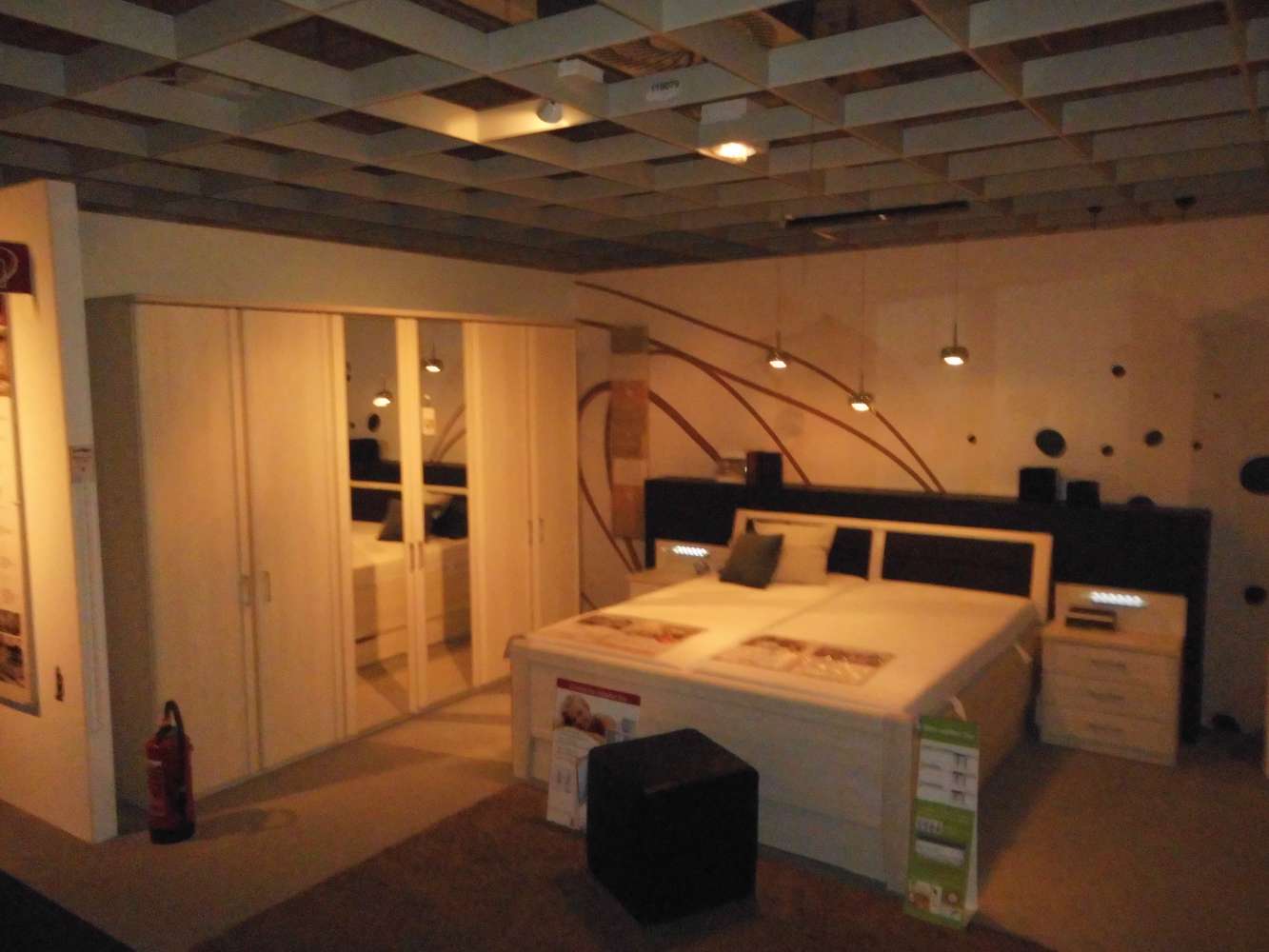 Schlafzimmer LUXOR Polar-Lärche Nachbildung     