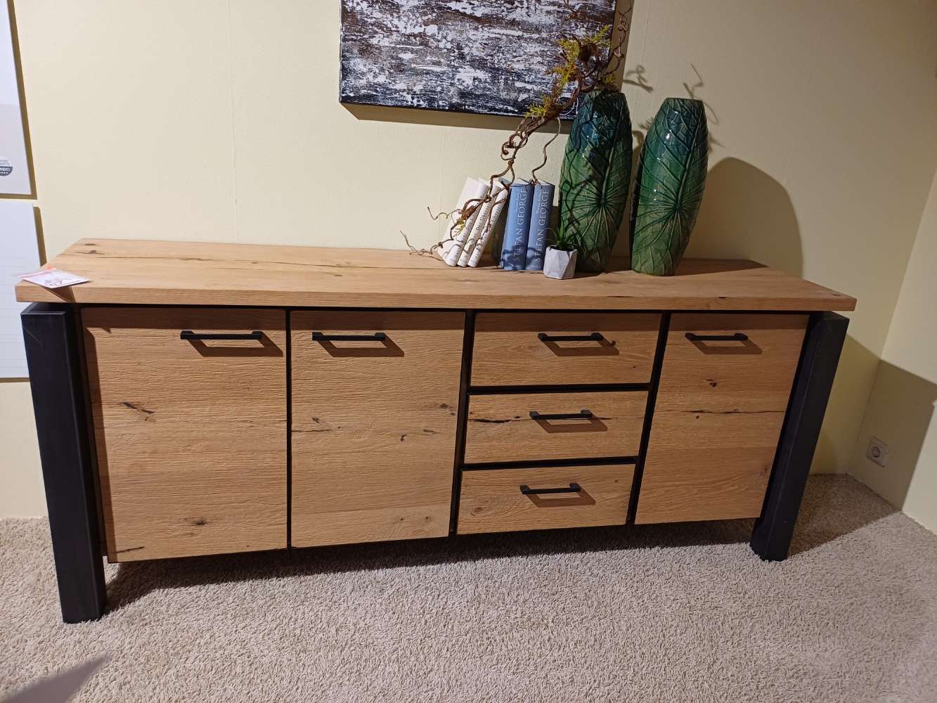 Sideboard