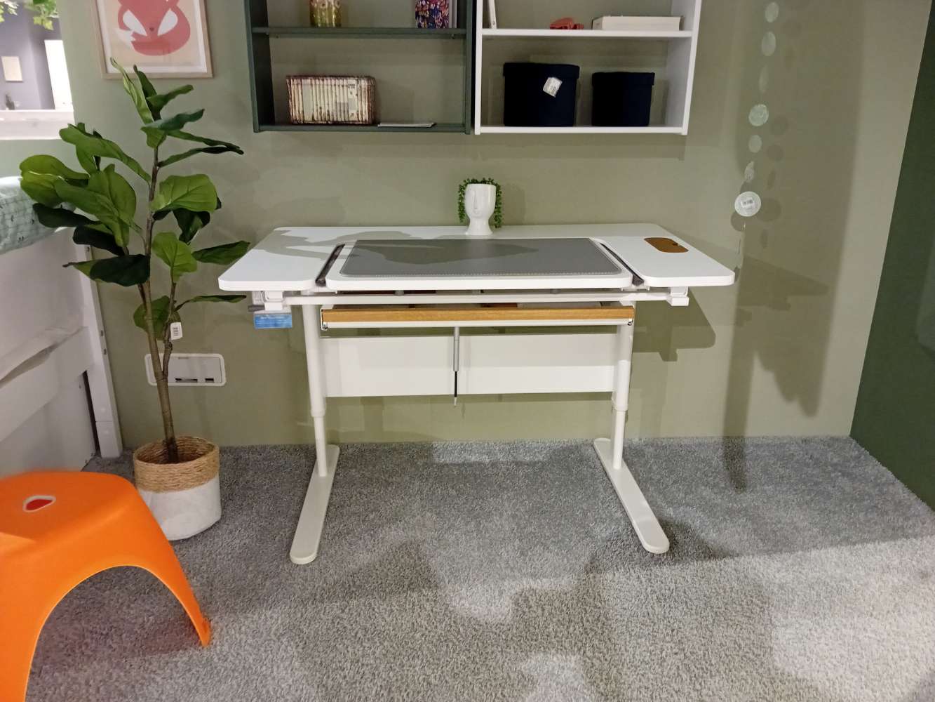 Kinderschreibtisch „Moby“