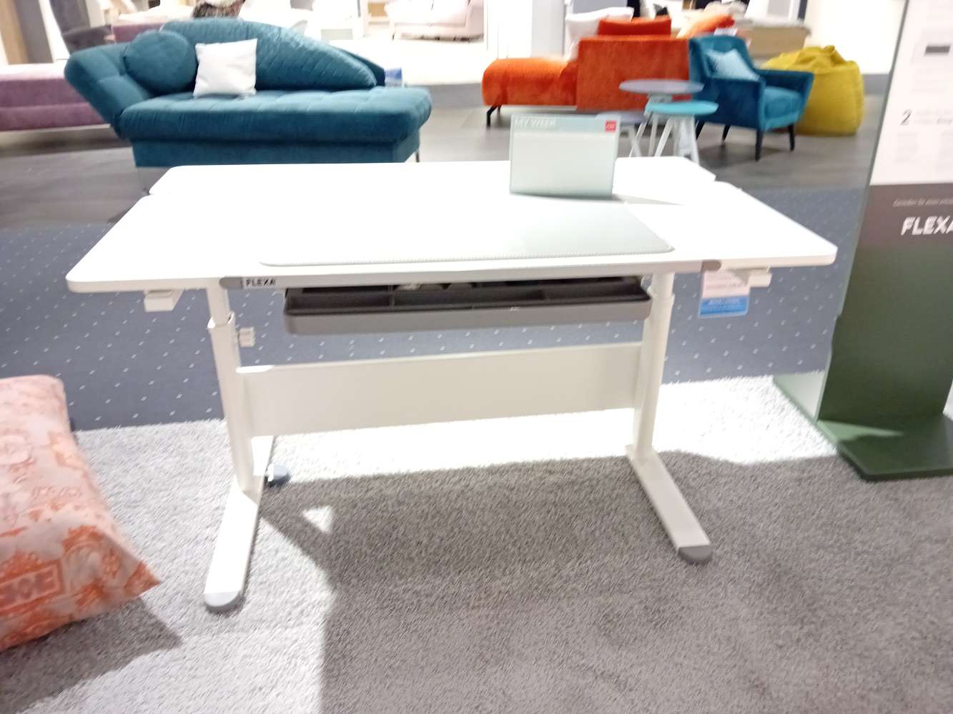 Kinderschreibtisch  Evo