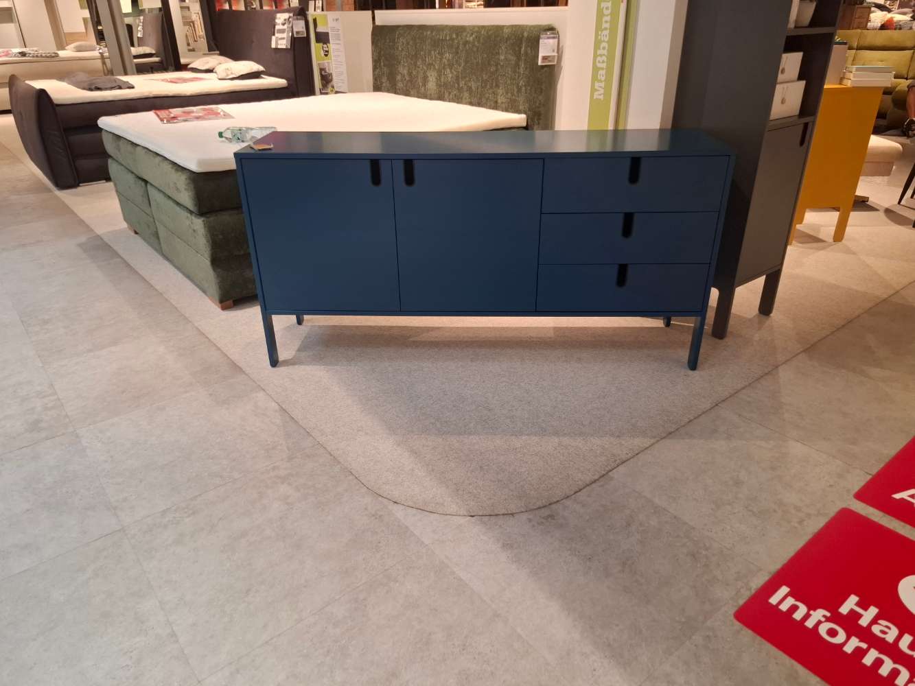 Sideboard